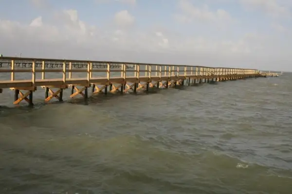 Bayfront Cottages 6